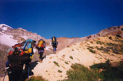 ridgetrail.jpg (165211 bytes)